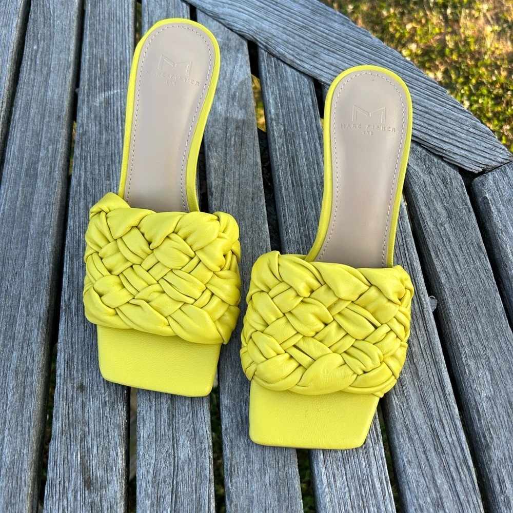 Marc Fisher Yellow Draya Square Toe Slides Size 7… - image 6